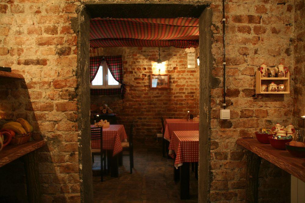 Villa Mystique Белград Ресторан фото